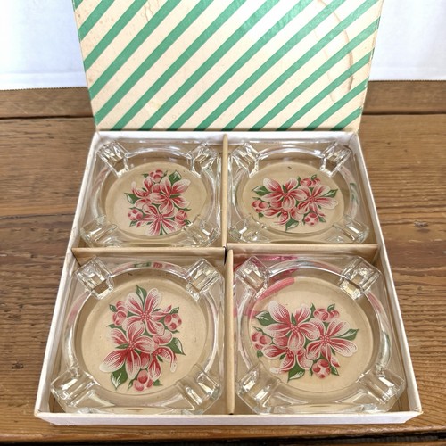 Vintage glass coaster set - 4,